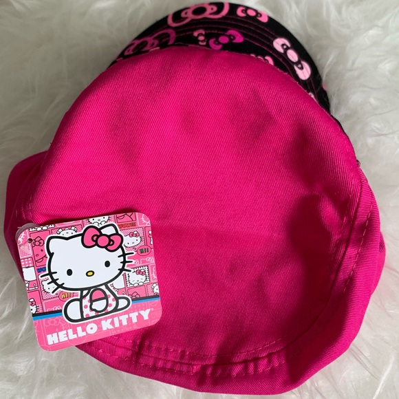 Children’s Hello Kitty hat with Flip flops - Picture 3 of 6